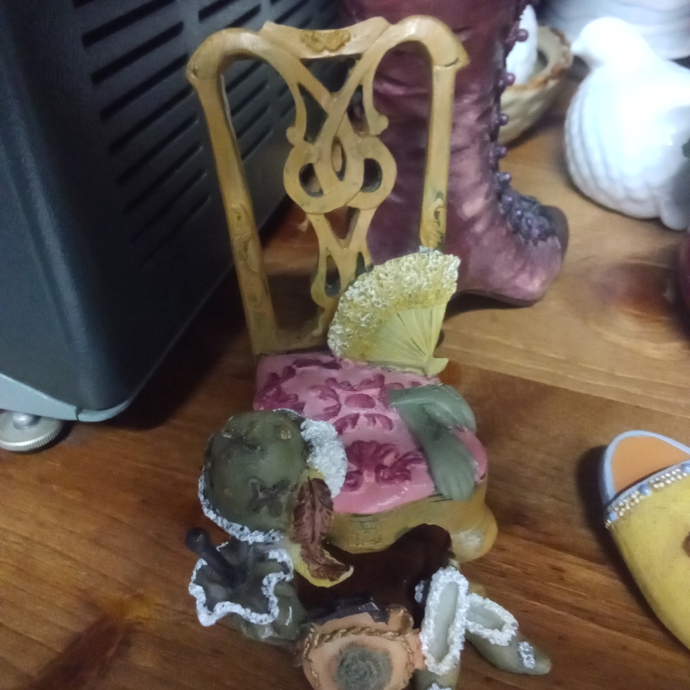 Kenknacks - Picture 16 of 16